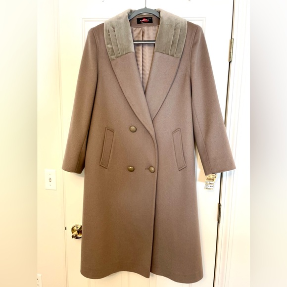Alorna Jackets & Blazers - Alorna Wool Coat Long Taupe Velvet Collar 14 Petite Vintage Never Worn